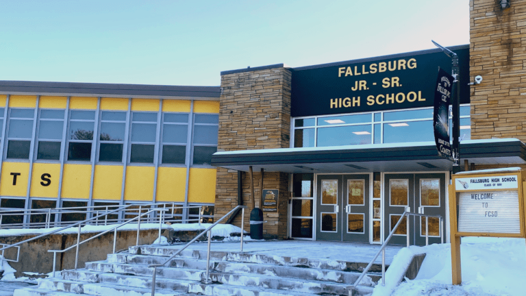 Fallsburg HS Basketball Volunteer Arrested for Improper Texts with Students