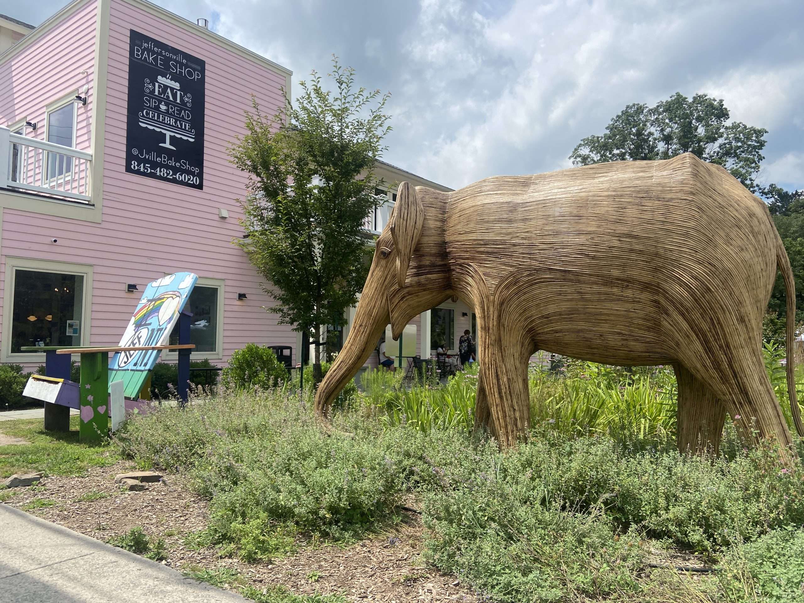 Mama the Elephant Brings Global Conservation Message to