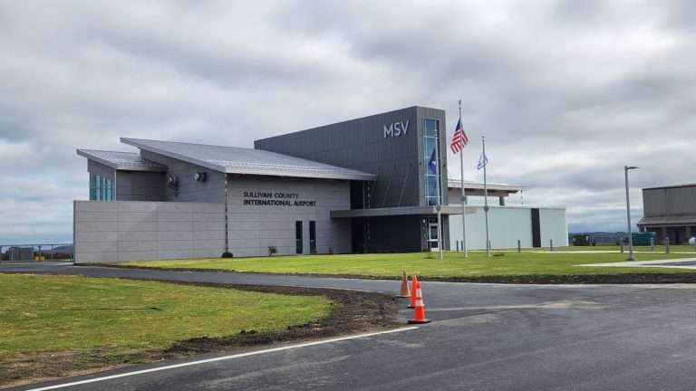 Hochul Announces Completion of $24 Million Transformation at Sullivan County International Airport