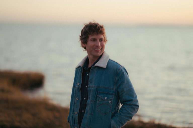 That’s What Friends Are For: Jesse Terry Joins Fellow Musicians for Holiday Concert at The Arts Nest